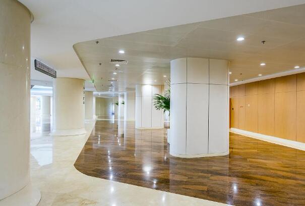 廣西醫(yī)科大學(xué)第二附屬醫(yī)院去眼袋怎么樣？附去眼袋項目和醫(yī)生推薦