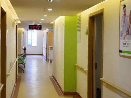 ?雍禾和碧蓮盛哪個(gè)好?醫(yī)生推薦&小編點(diǎn)評(píng)&收費(fèi)表2024預(yù)覽！