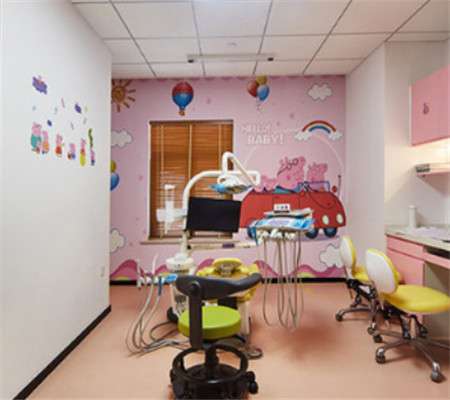 深圳科康穗華口腔門診部技術(shù)如何？醫(yī)生團(tuán)隊(duì)簡介、價格表一覽