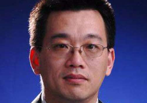 武漢吸脂醫(yī)馮幼平怎么樣？對于吸脂方面也取得了突出的成績，在整形板塊上面有著一定的造詣和知名度