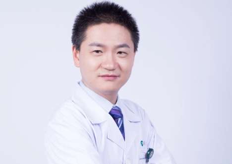 整形美容科唐泓波怎么樣？在整形外科擔(dān)任著副主任醫(yī)生