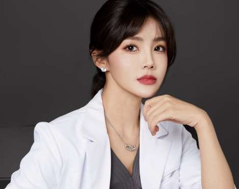 沈陽(yáng)整形醫(yī)生王瑜怎么樣？從事整形工作的時(shí)間已經(jīng)有了10年以上