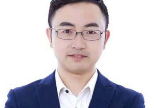 整形醫(yī)生張榮怎么樣？在眼部整形和脂肪領(lǐng)域技藝頗深