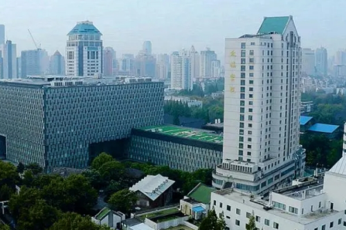 南京鼓樓醫(yī)院除皺美容怎么樣?燕辛醫(yī)生技術(shù)特點(diǎn)