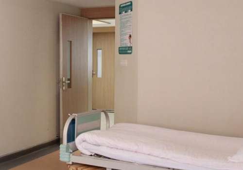 西安整形醫(yī)生盧濤簡介怎么樣？是一位實(shí)力派醫(yī)生，能為大家解決的問題是很多的