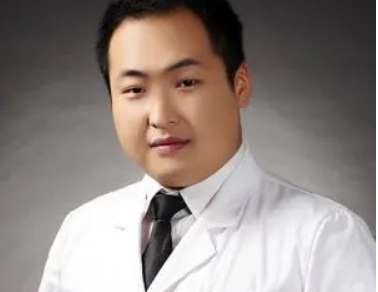 張曉健拉皮手術(shù)做的怎么樣？成為了拉皮手術(shù)中實(shí)力比較雄厚的醫(yī)生之一