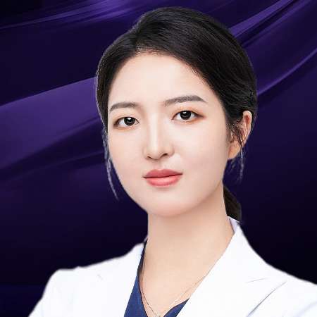 整形醫(yī)生張靜怎么樣？在自我所擅長的領(lǐng)域方面有著豐富的經(jīng)驗(yàn)和獨(dú)特的手術(shù)風(fēng)格
