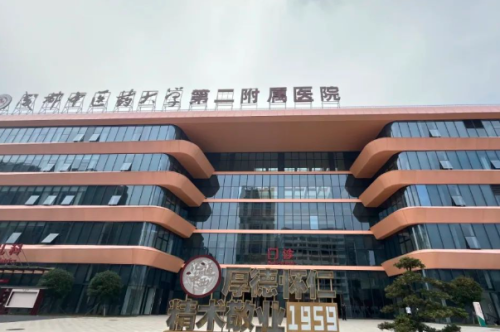 成都醫(yī)學(xué)院第二附屬醫(yī)院隆鼻子怎么樣?陳曉明|余道江醫(yī)生技術(shù)點(diǎn)評(píng)