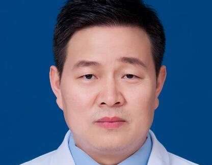 整形醫(yī)生王耀軍怎么樣？對(duì)燒傷整形等方面的技術(shù)比較擅長(zhǎng)