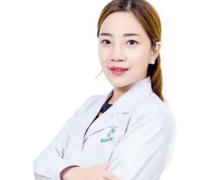 整形醫(yī)生羅琦恩怎么樣？成是官方認證的紋繡師，對韓國的多種技術掌握比較嫻熟