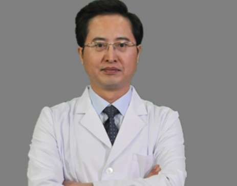 趙延勇做面部拉皮怎么樣？自從畢業(yè)之后一直在臨床進行工作，進行各種領(lǐng)域的研究與學(xué)習(xí)