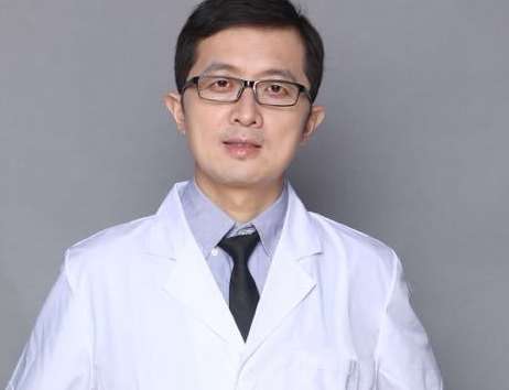 華西口腔正頜醫(yī)生葉斌怎么樣？獲得了博士后，發(fā)表了多篇論文，為各位求美者提供合適的服務(wù)