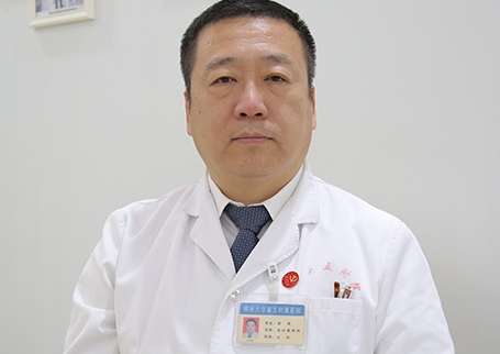 鄭州雙眼皮修復(fù)專家排名整理！姜南醫(yī)生從事眼科工作有了將近40年的時(shí)間