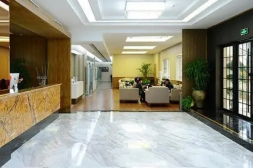 上海首爾麗格醫(yī)療美容醫(yī)院玻尿酸填充怎么樣?申汶錫|翁啟晃|金柱醫(yī)生實(shí)力對比