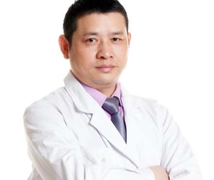 鄧正軍做雙眼皮修復(fù)怎么樣？根據(jù)每位求美者的個人需求以及個人形象來提供合適的操作手法