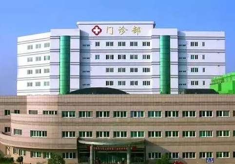 北京兒童口腔醫(yī)院資料發(fā)布！經(jīng)過(guò)60多年的發(fā)展以及醫(yī)護(hù)人員的努力之下，由一個(gè)小診治發(fā)展成為了綜合科室