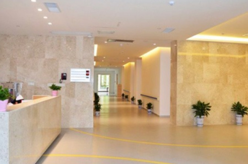 廈門思明安黛美整形外科門診部注射豐唇溝費(fèi)用多少?王陽明|林清福|黃麗娟醫(yī)生技術(shù)評(píng)測(cè)