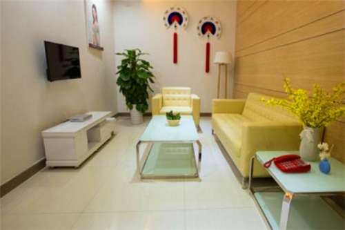 重慶華美整形美容醫(yī)院陰唇整形怎么樣?糜燕|陳凱醫(yī)生特點(diǎn)介紹