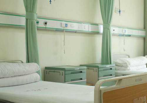 深圳牙醫(yī)哪家醫(yī)院比較好？多家醫(yī)院的技術(shù)都是不錯(cuò)的