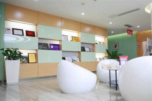 沈陽(yáng)云惠美醫(yī)療美容診所去眼袋收費(fèi)標(biāo)準(zhǔn)?莊綏醫(yī)生技術(shù)特色