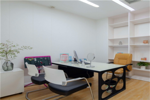 南京韓辰醫(yī)院嘟嘟唇怎么樣?李理|KIM HONG SEOG醫(yī)生資料