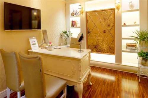 南京貝緹醫(yī)療美容（旗艦店）定點雙眼皮怎么樣?章如義醫(yī)生風(fēng)格測評