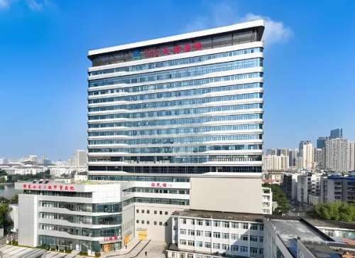 武漢天佑醫(yī)院口腔科種植牙多少錢？詳細(xì)價(jià)格大全分享