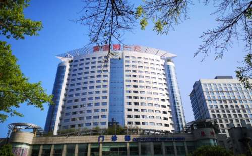 重醫(yī)大附一院眼周提升價(jià)目表?案例分享,效果詳情