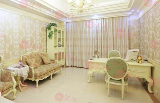 北京潤(rùn)美玉之光醫(yī)療美容正規(guī)嗎？座診醫(yī)生名單，附價(jià)格表